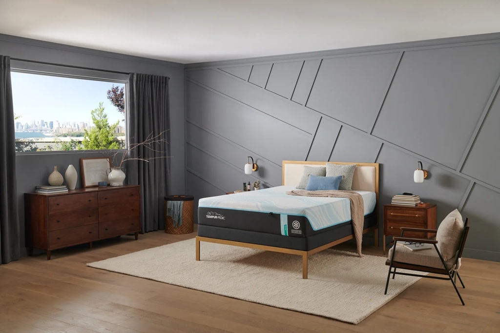 Tempur-ProBreeze® Medium Hybrid Mattress — view 5